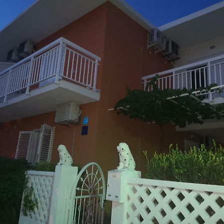 Apartmani Sea Baska Voda Luaran gambar
