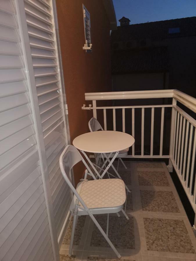 Apartmani Sea Baska Voda Luaran gambar