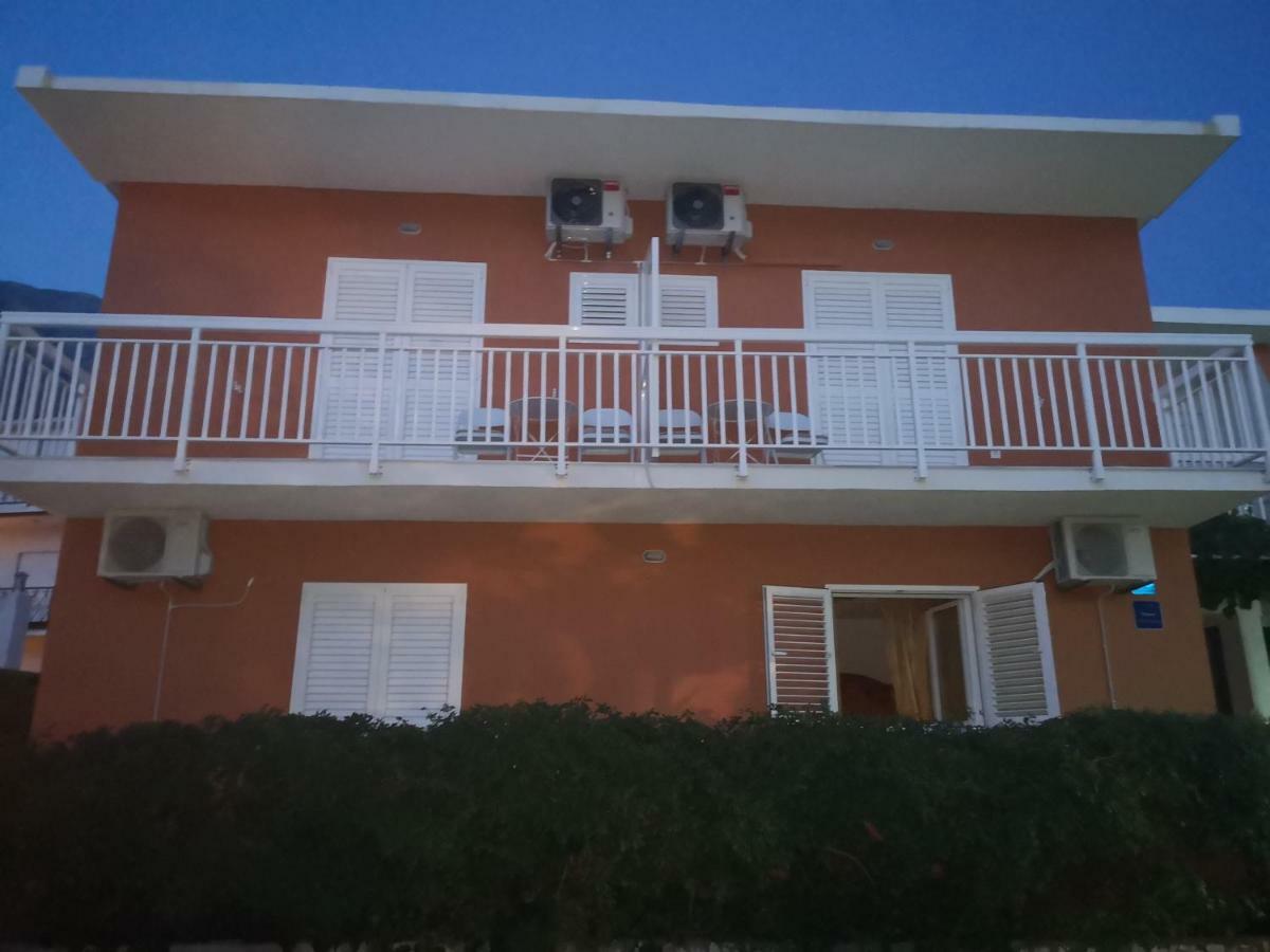 Apartmani Sea Baska Voda Luaran gambar