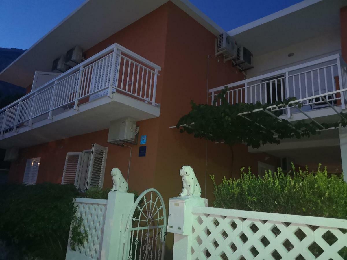 Apartmani Sea Baska Voda Luaran gambar