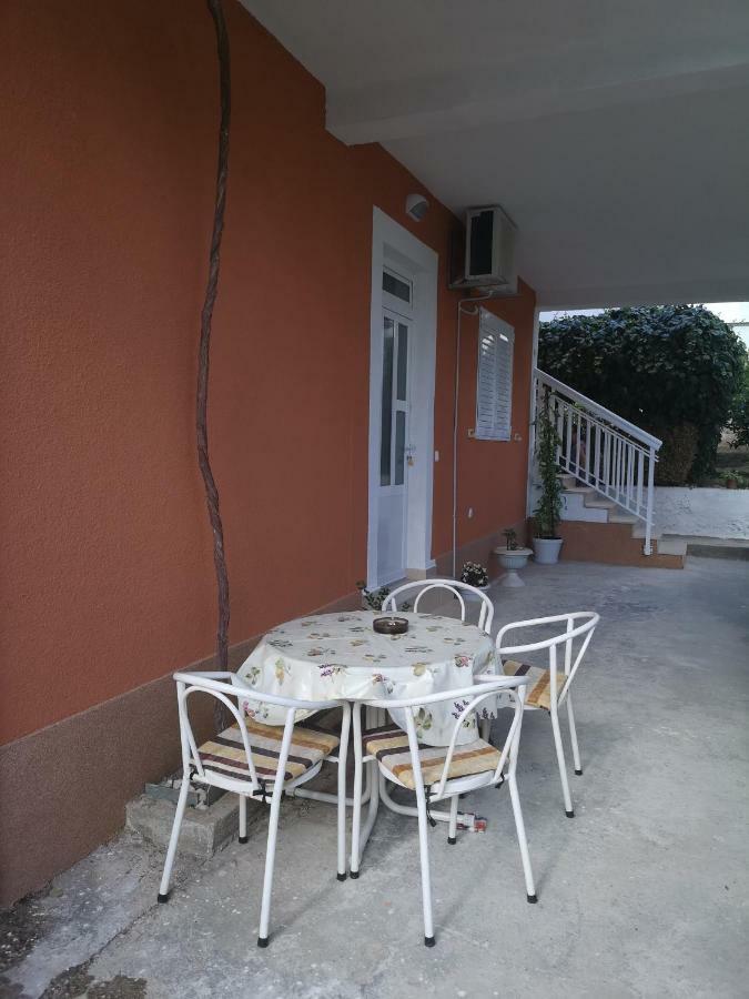 Apartmani Sea Baska Voda Luaran gambar