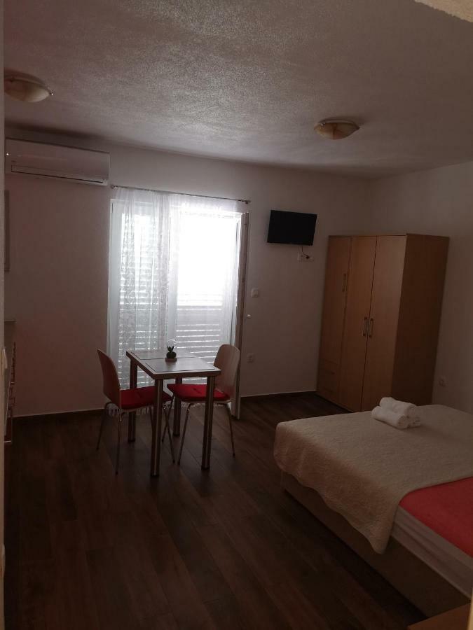 Apartmani Sea Baska Voda Luaran gambar