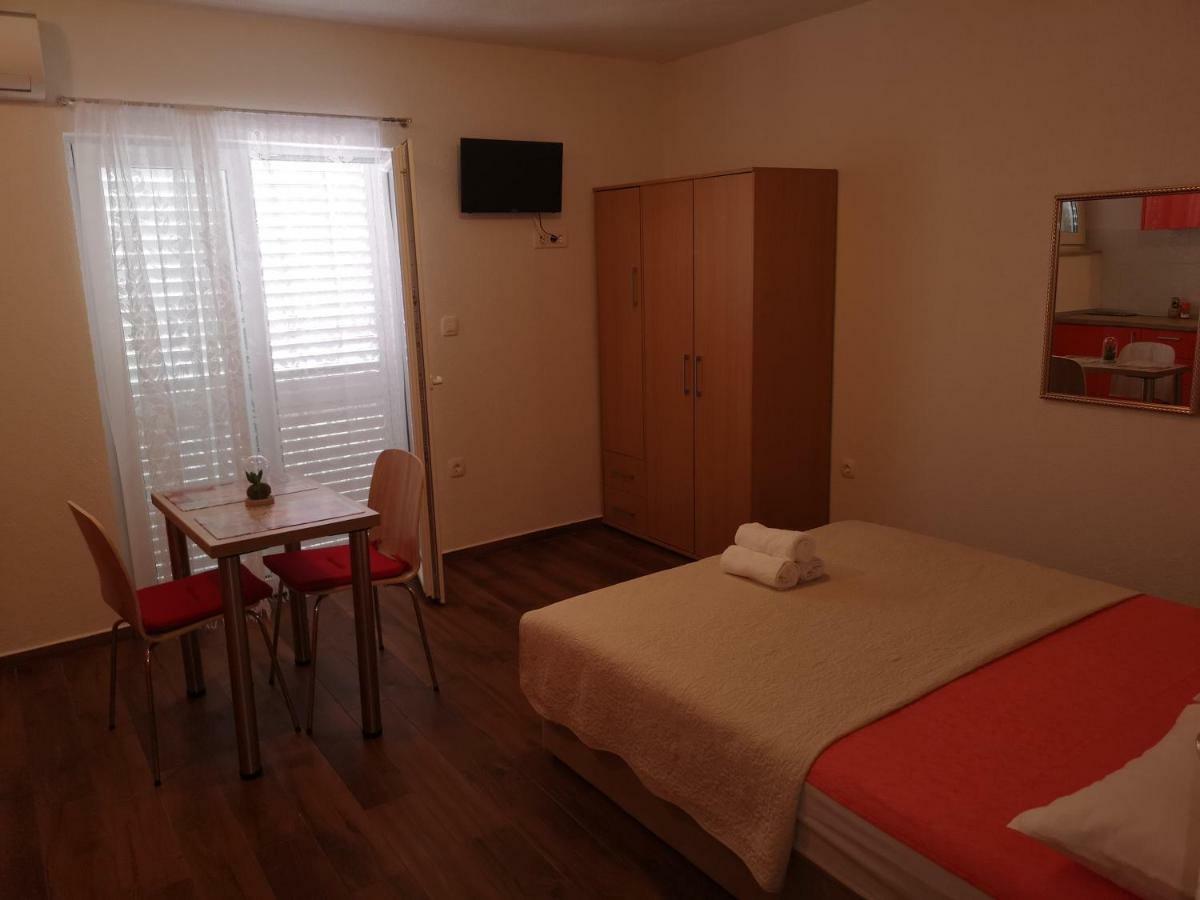 Apartmani Sea Baska Voda Luaran gambar