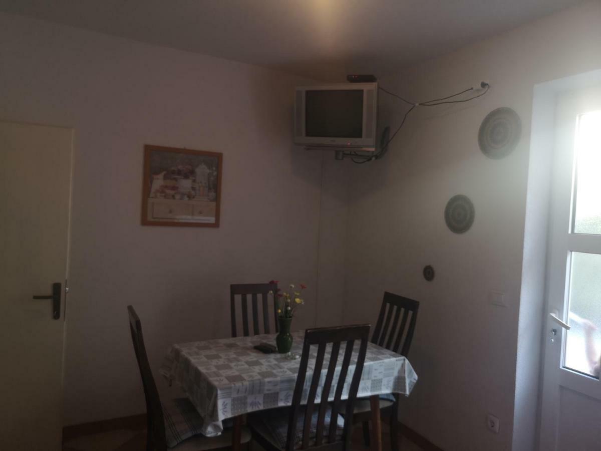 Apartmani Sea Baska Voda Luaran gambar